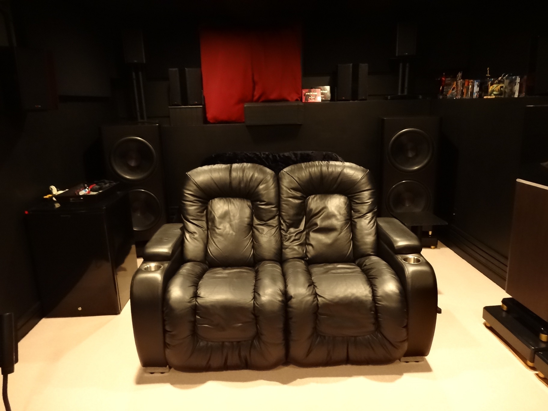 2015 Rear Subs - Funk Audio 18-3 9 Rear Subs.JPG