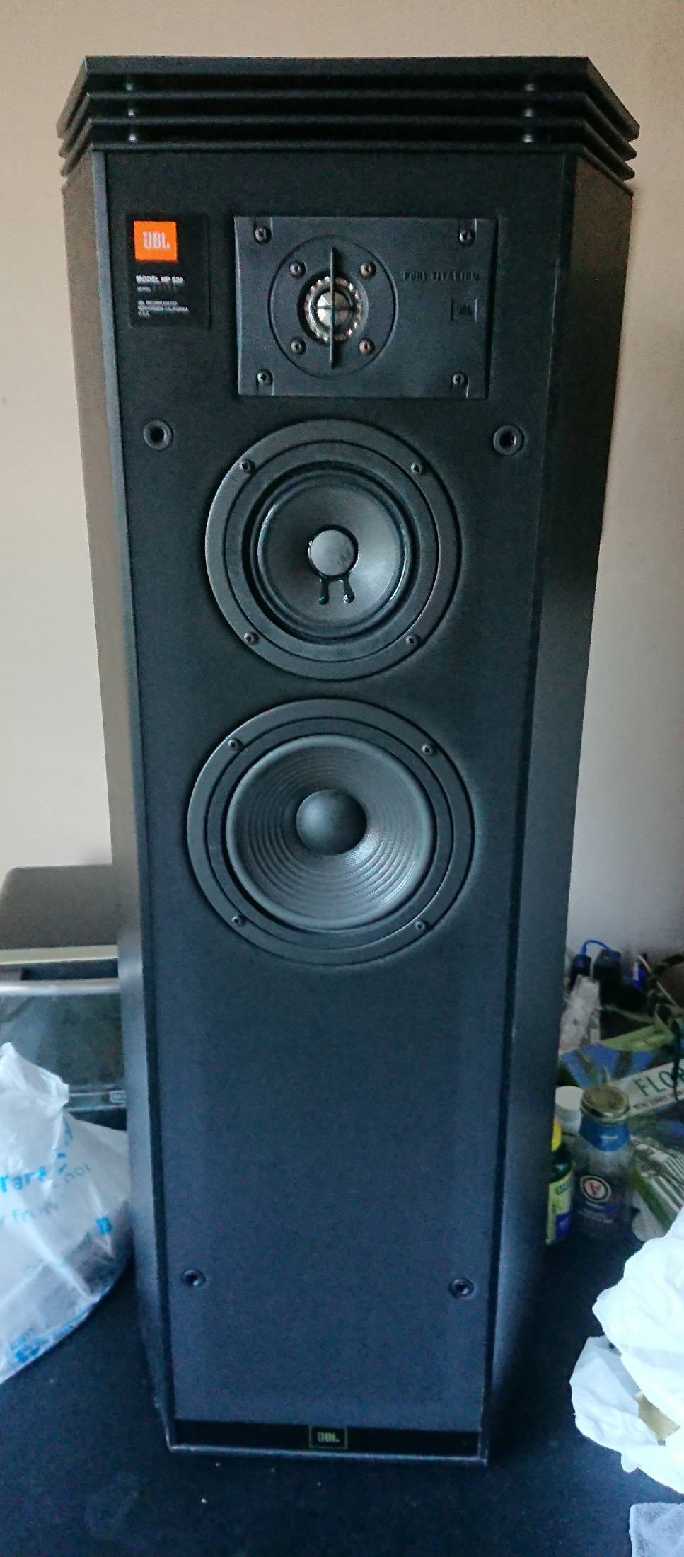 JBL HP520 3-Way Loudspeaker System Manual