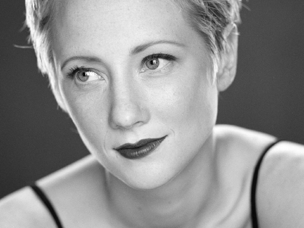 Anne-anne-heche-3291842-1024-768.jpg