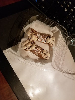 cannoli.jpg