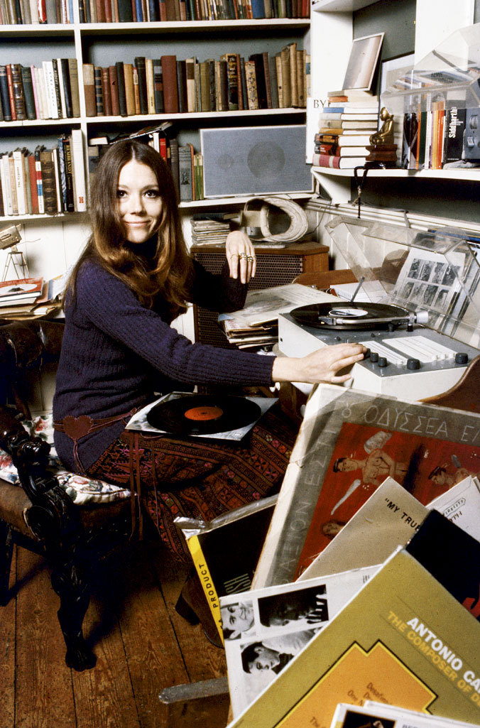Diana Rigg Relaxing With Music.jpg
