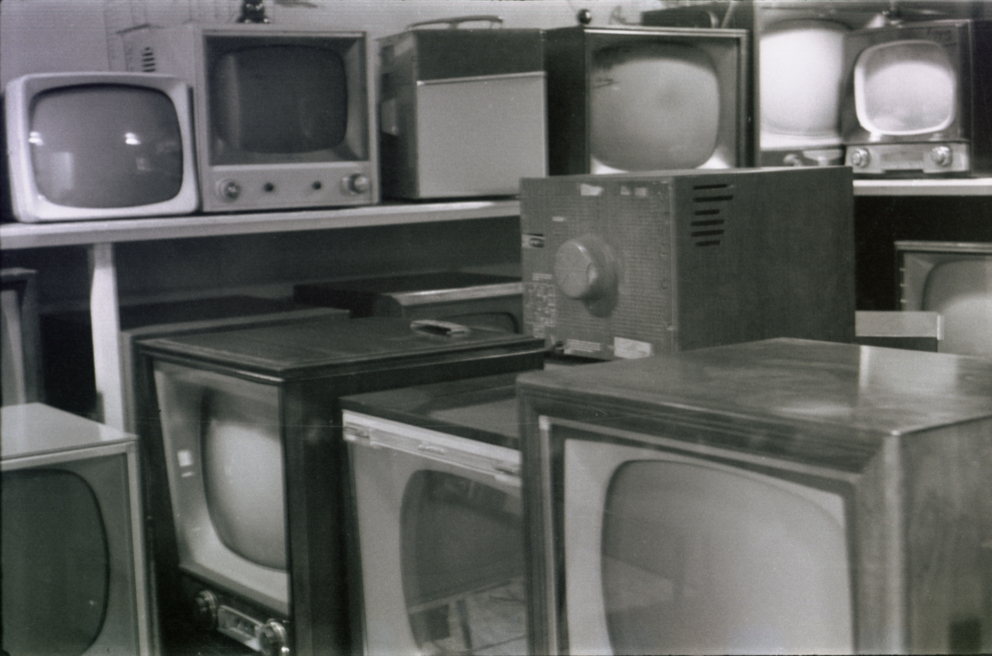 Leffs TV - 13.jpg