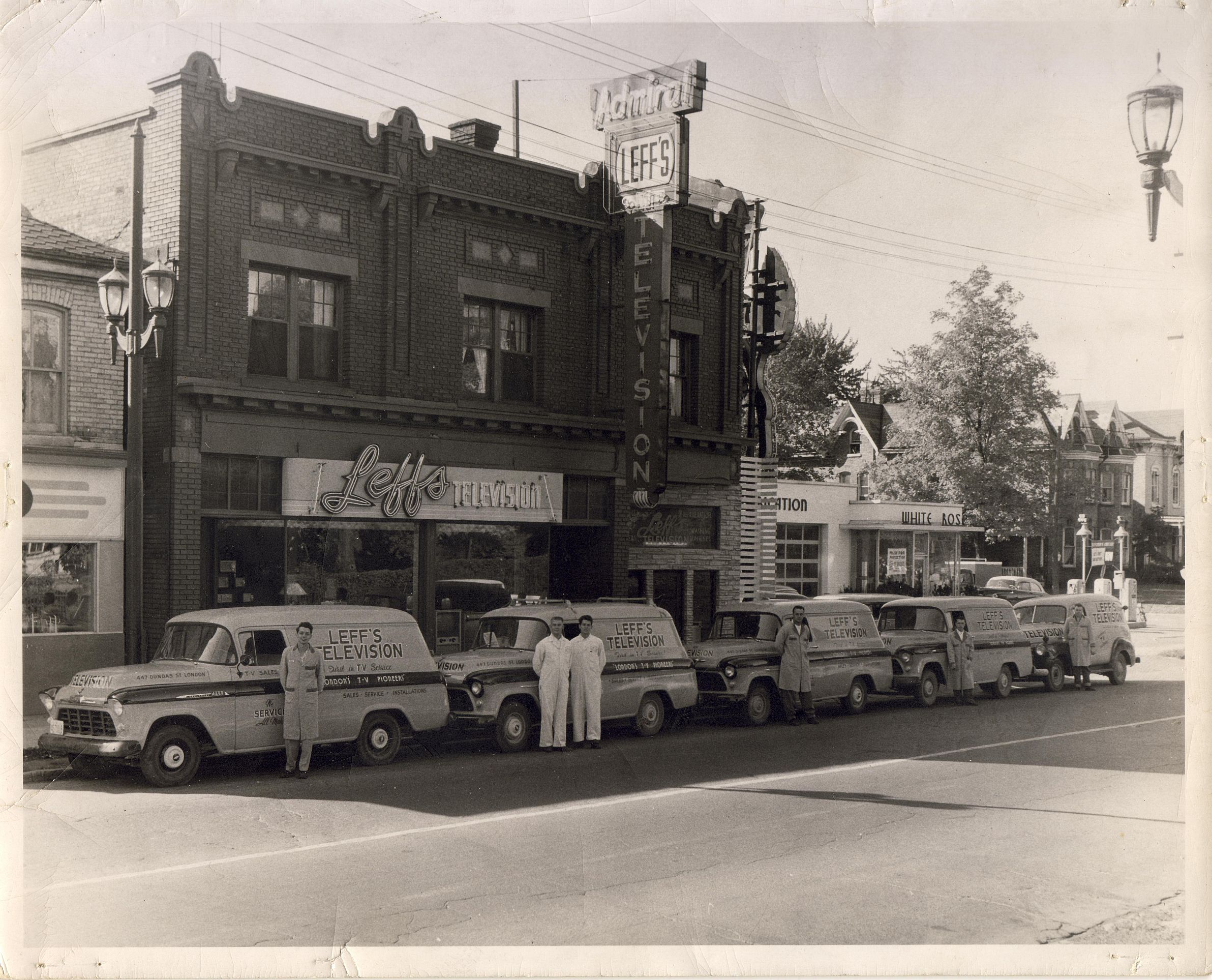 Leffs TV 447 Dundas Scan3.jpg