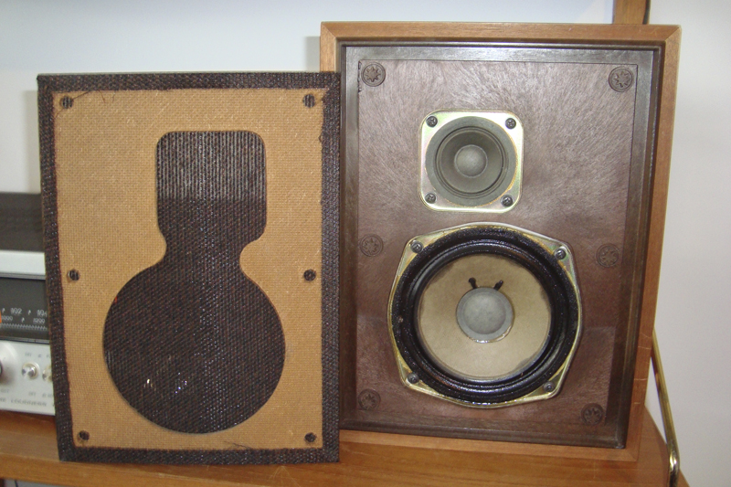 MC-500-speakers.jpg