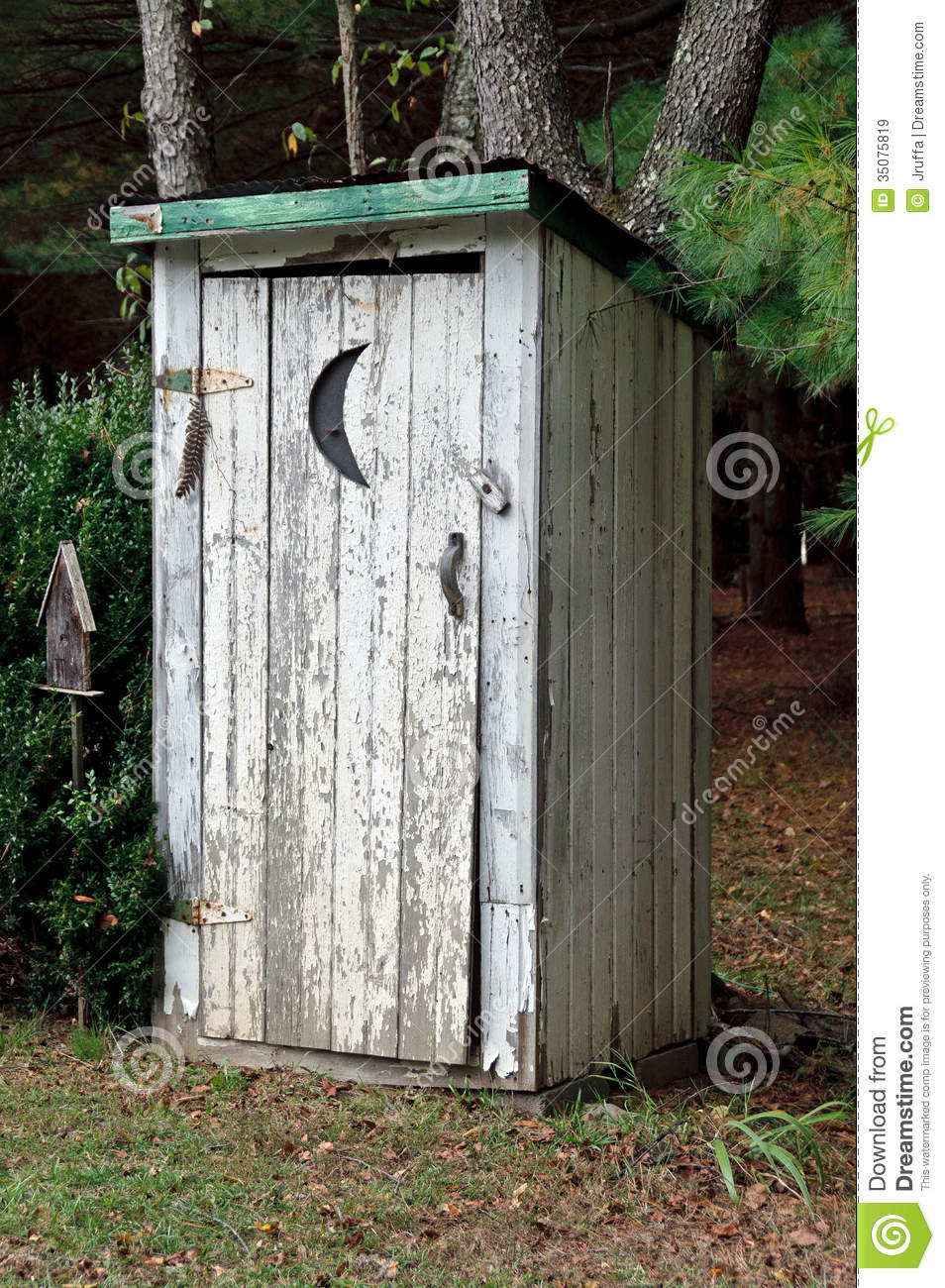 outhouse.jpg