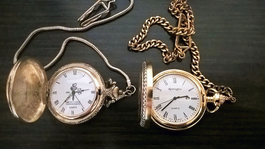 Pocket Watches Open s.jpg