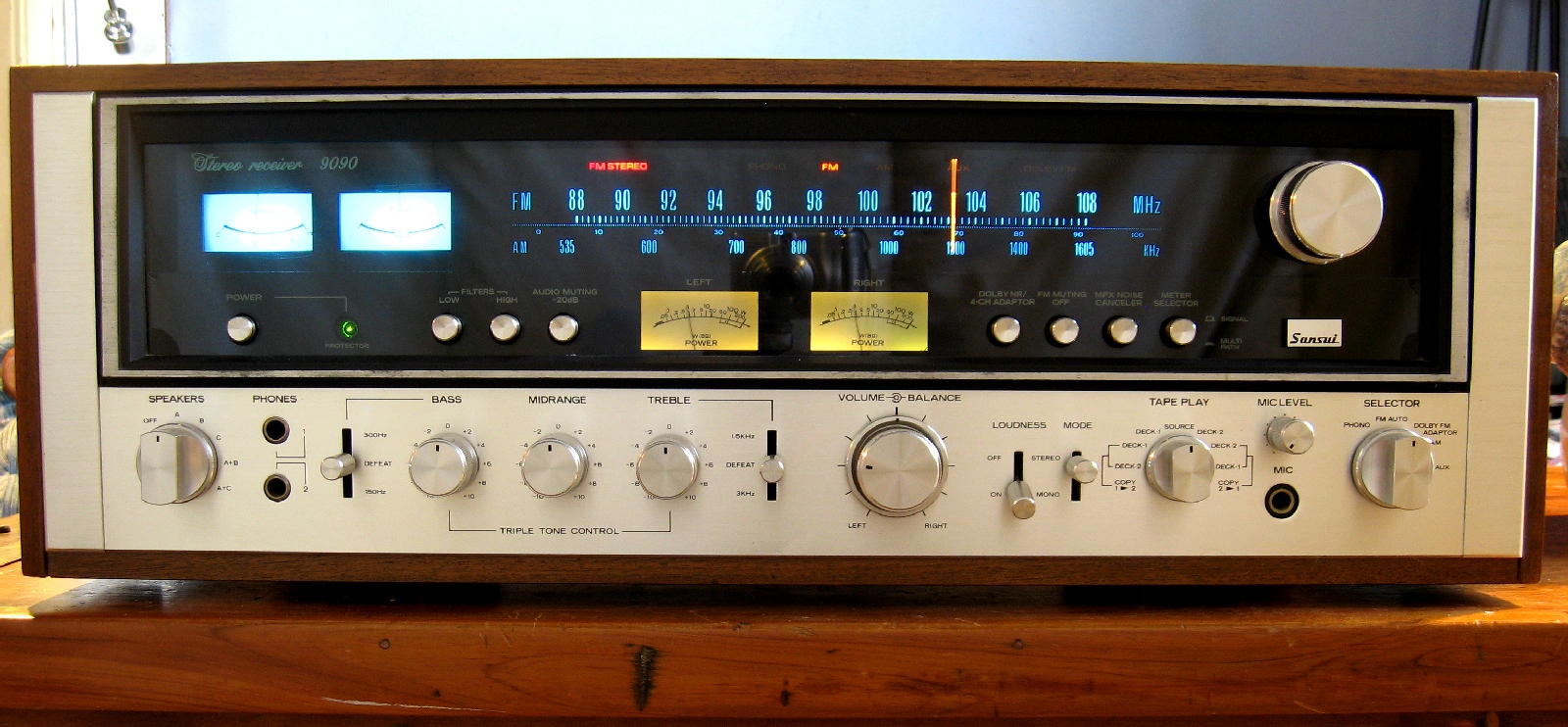 Sansui 9090DB Image.JPG