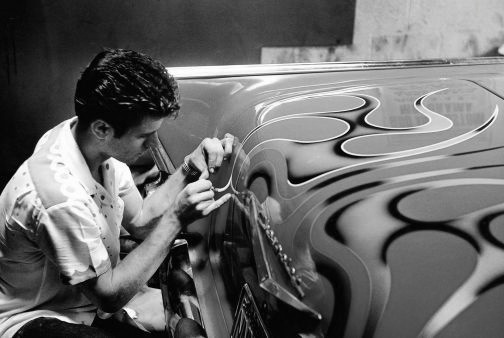 dean-jeffries-pinstriper-bw.jpg