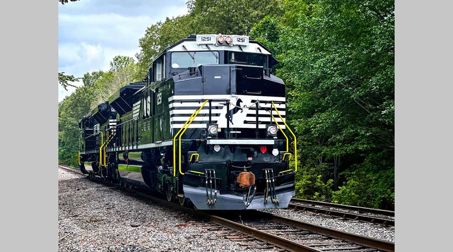 www.progressiverailroading.com