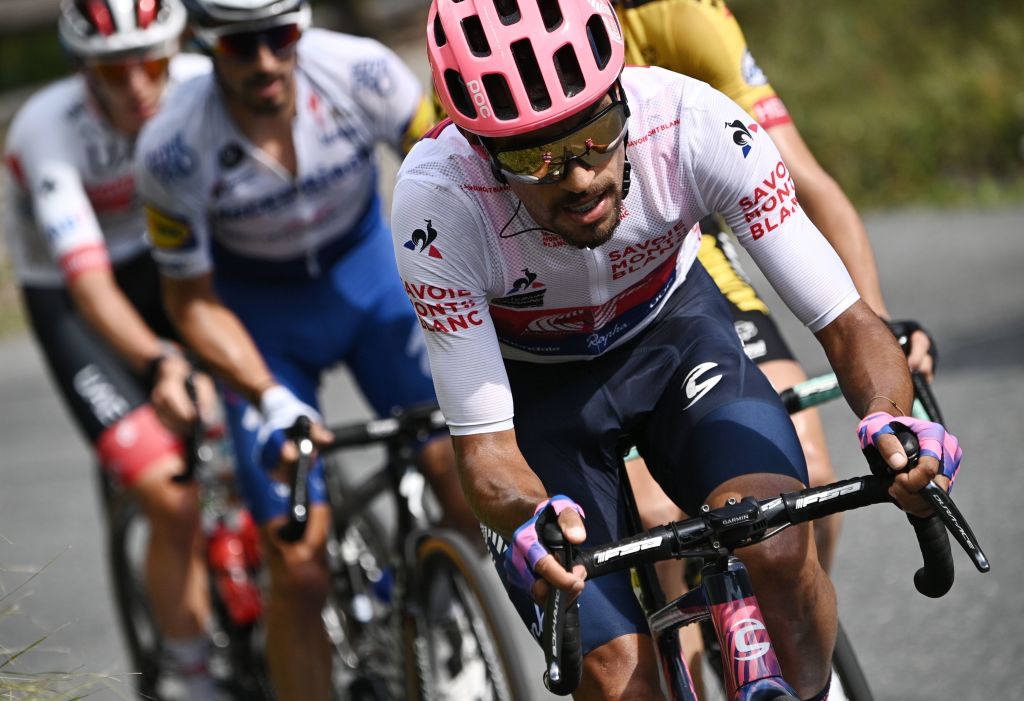 www.cyclingnews.com