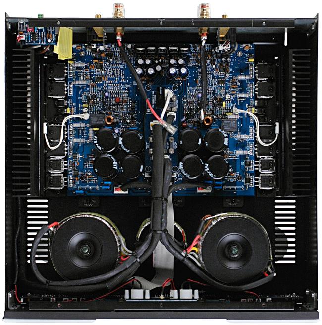emotiva-rpa-1-amplifier-inside-chassis.jpg