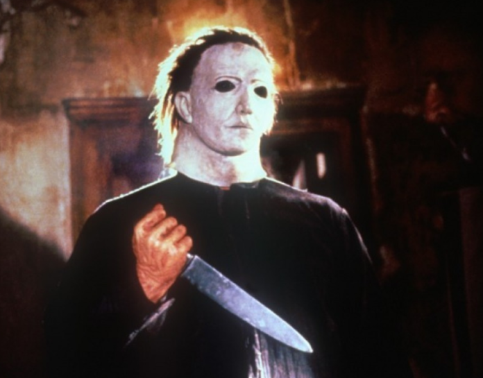 MaskHalloweenMichaelMyers-696x545.png