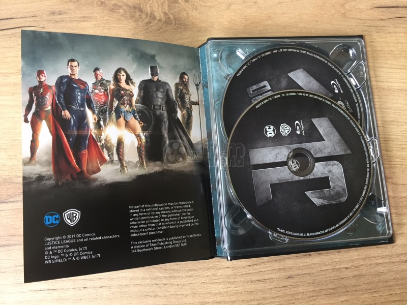 JUSTICE LEAGUE 3D + 2D DigiBook (Blu-ray 3D + Blu-ray)